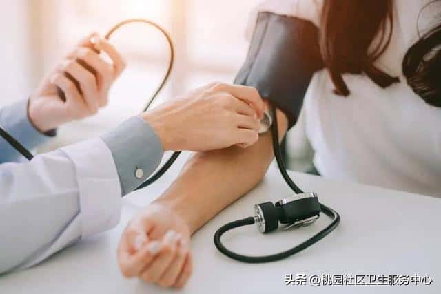 电子血压计正确的使用方法视频教程(电子血压计的正确使用方法)