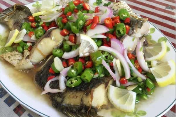 一克相当于几个鸡蛋(鸡蛋多少克一个)