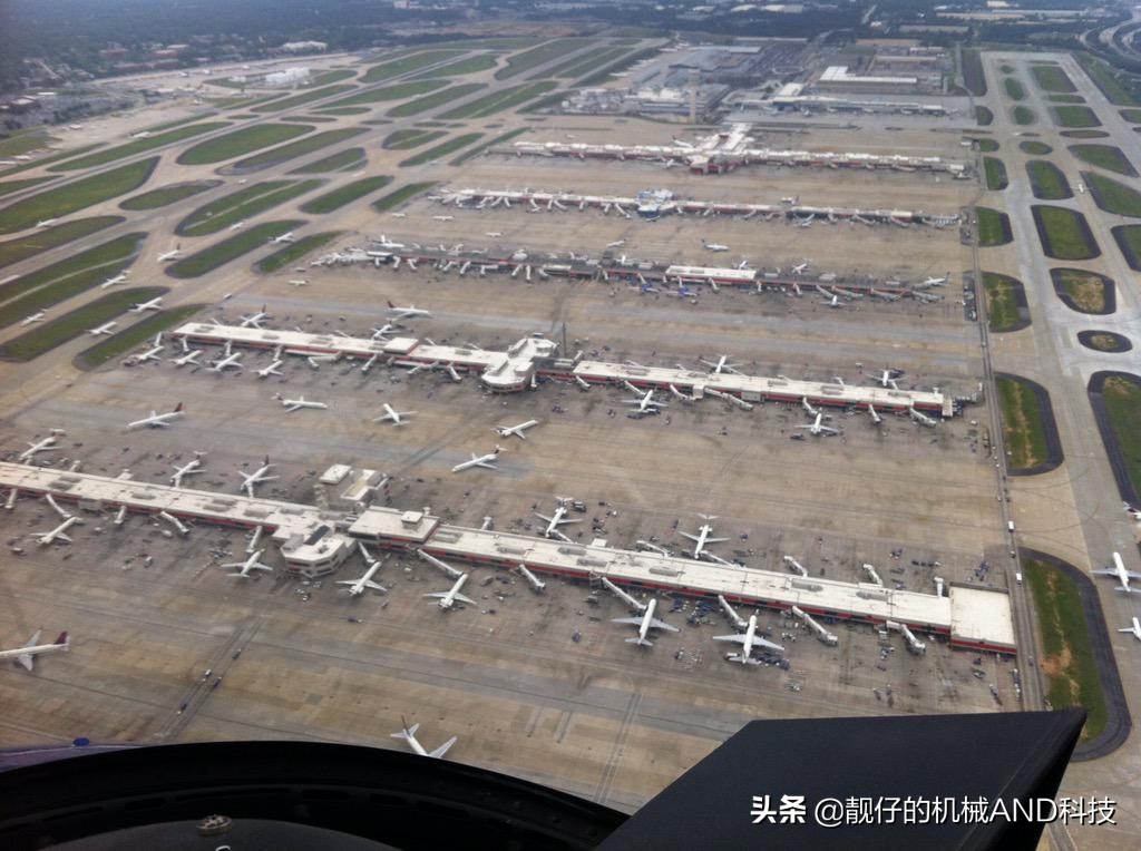 世界面积最大的十大机场(全球最大的机场在哪里)