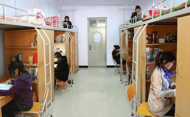 为啥大四学生不在学校(大四还有课吗)