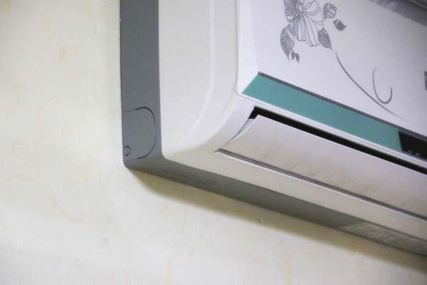 家用空调去除异味(空调有味道是什么原因怎么解决)