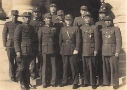 为众人抱薪者不可使其冻毙于风雪出处_下一句是什么