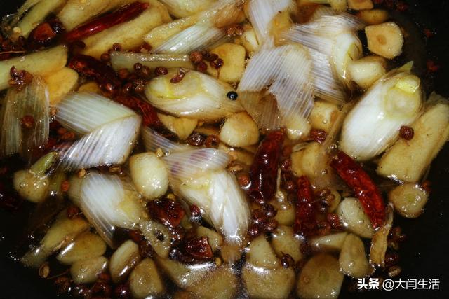 酸甜白萝卜条的腌制方法(2根萝卜1碗料汁教你腌制香辣酸甜脆萝卜)(13)