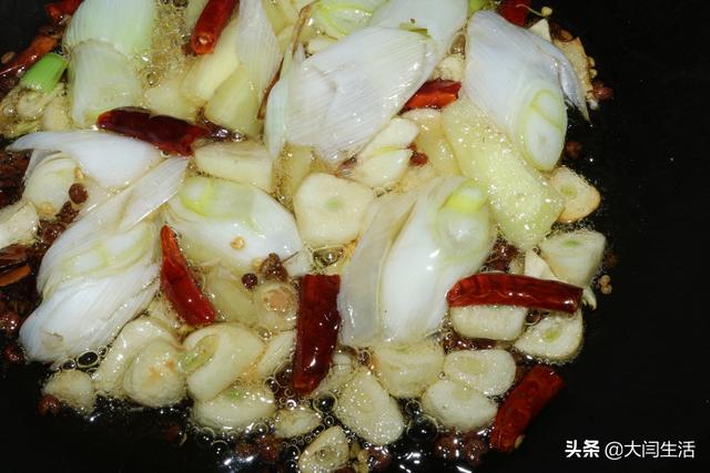 酸甜白萝卜条的腌制方法(2根萝卜1碗料汁教你腌制香辣酸甜脆萝卜)(10)