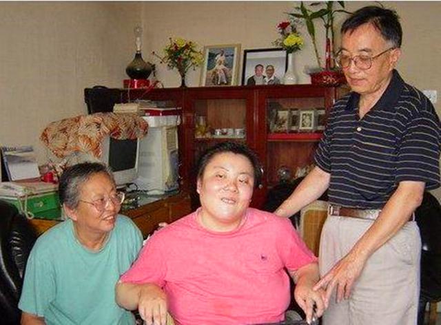 北大朱令铊中毒案现在怎样了（清华才女朱令离奇）(11)