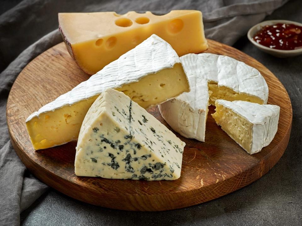 天然芝士和加工芝士的区别-（芝士是什么东西）