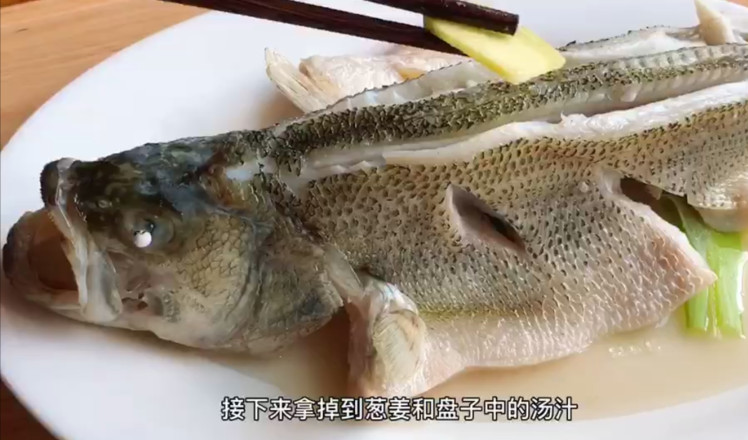 鲈鱼适合宝宝吃吗刺多吗(鲈鱼刺多吗小孩可以吃吗)