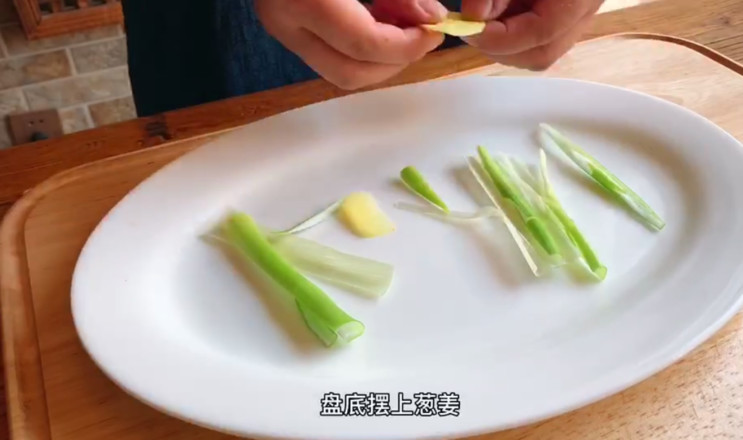 鲈鱼适合宝宝吃吗刺多吗(鲈鱼刺多吗小孩可以吃吗)