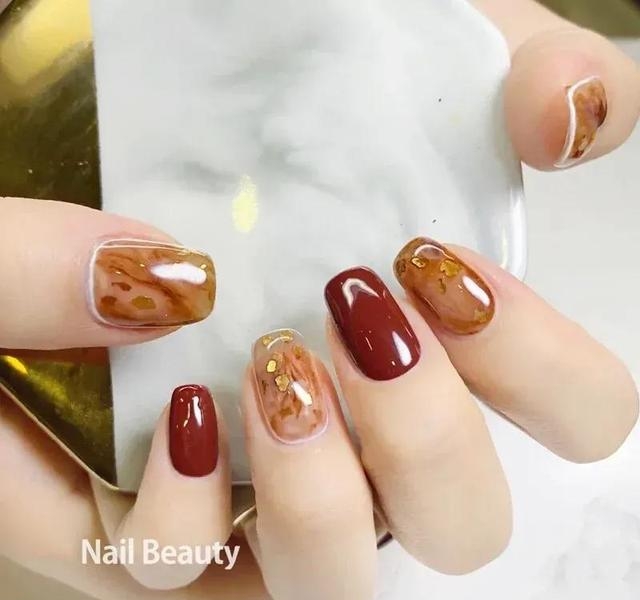 2023热门新年美甲款式造型，种草30款新年美甲高清美图