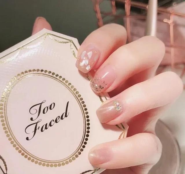 2023热门新年美甲款式造型，种草30款新年美甲高清美图