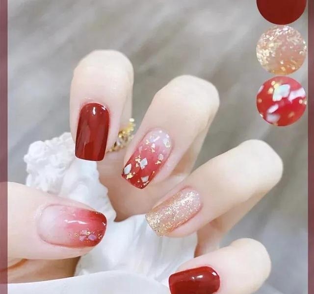 2023热门新年美甲款式造型，种草30款新年美甲高清美图