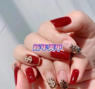 ​2023热门新年美甲款式造型「推荐种草30款新年美甲高清美图」