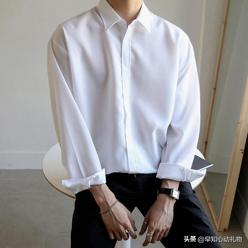 男生成年礼的18件礼物(男生成年礼送什么礼物最好)