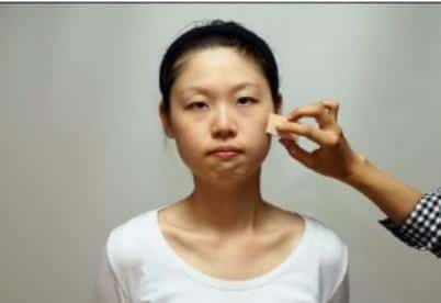 涂完bb霜要涂定妆粉吗(怎样涂好bb霜)