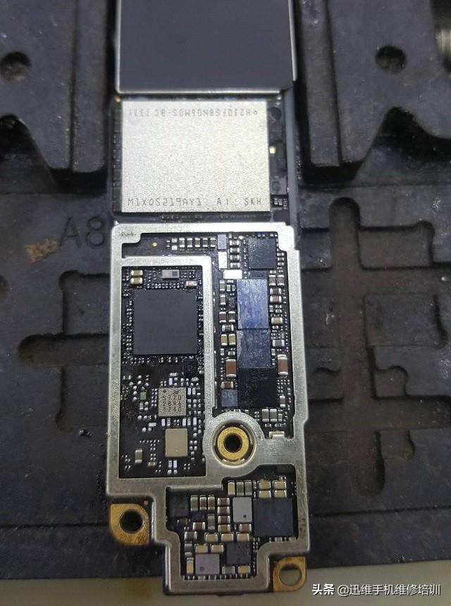 手机已插卡但显示无服务(显示无服务是手机哪里的问题)