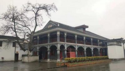 ​茅台镇四渡赤水酒(茅台镇四渡赤水酒多少钱一瓶)