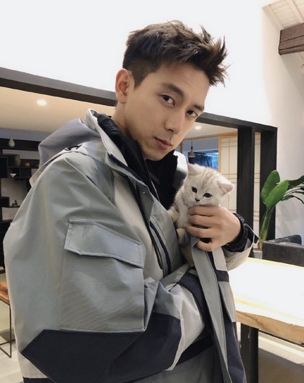 李现的前女友们,钟楚曦、王紫璇、尚语贤、张乔耳被网友扒出都是