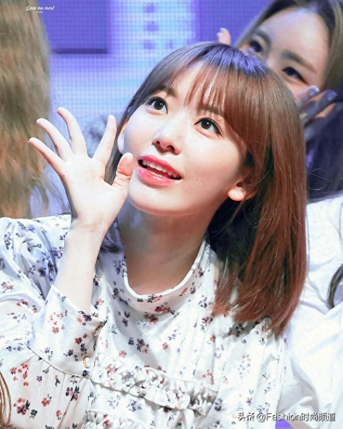 亚洲最美面孔之Sakura Miyawaki 宫脇咲良