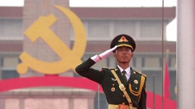 ​肩扛祖国第一旗张自轩，11年升旗6200次0失误，当兵7年未回家过年