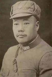 ​宋哲元拿出八字方针应付日本人，为什么蒋介石都拿他没办法？