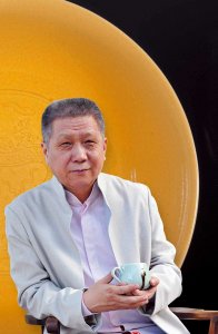 ​马未都收藏成痴，曾在除夕夜将妻子气回娘家