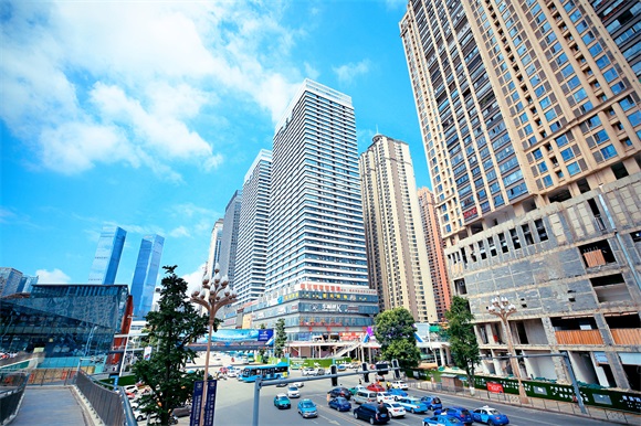 造价27亿贵州第一神盘,花果园还有修的比5个故宫还大的白宫