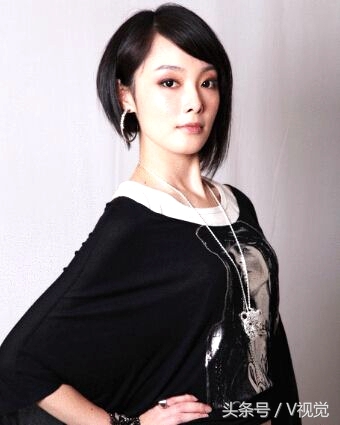 赵兆演功夫片身手凌厉受到好评,被誉为“民国版霹雳娇娃”