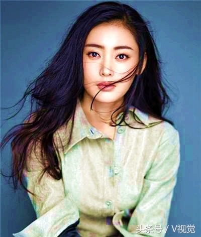 赵兆演功夫片身手凌厉受到好评,被誉为“民国版霹雳娇娃”