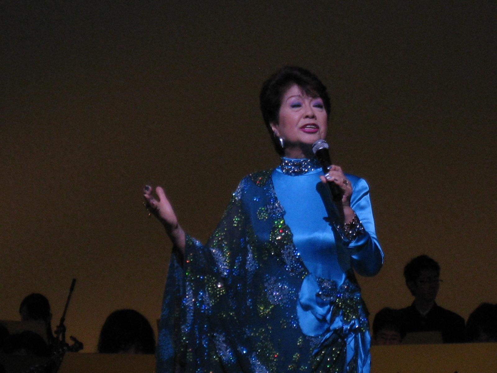 “巾帼英雄”拯救地球:历代奥特曼中能变成奥特曼的女人