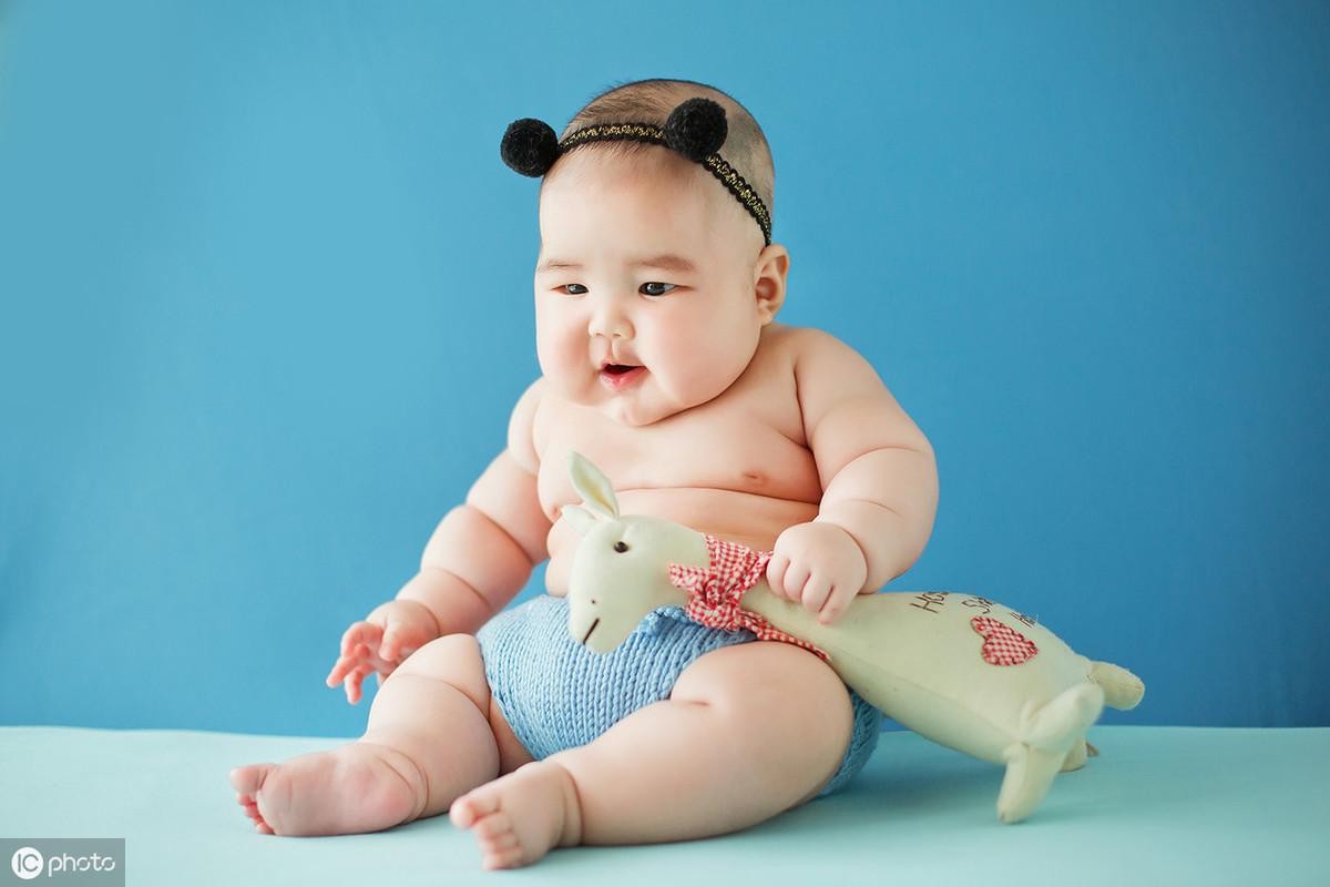 3岁宝宝喝几段奶粉(宝宝奶粉为什么要分段？)