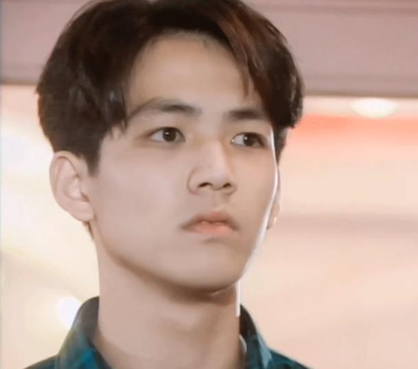 钟汉良个人资料档案（钟汉良谭松韵的电视剧叫什么名字）-