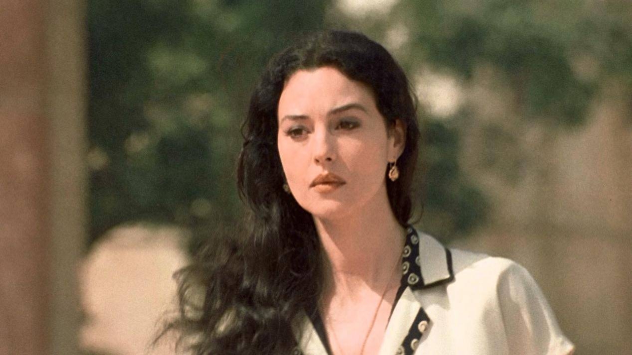 西西里的美丽传说剧情解读(西西里的美丽传说讲了一个什么故事)-