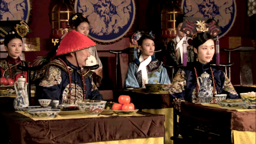 甄嬛传里敦亲王福晋是谁演的(田朴珺甄嬛传剧照)-