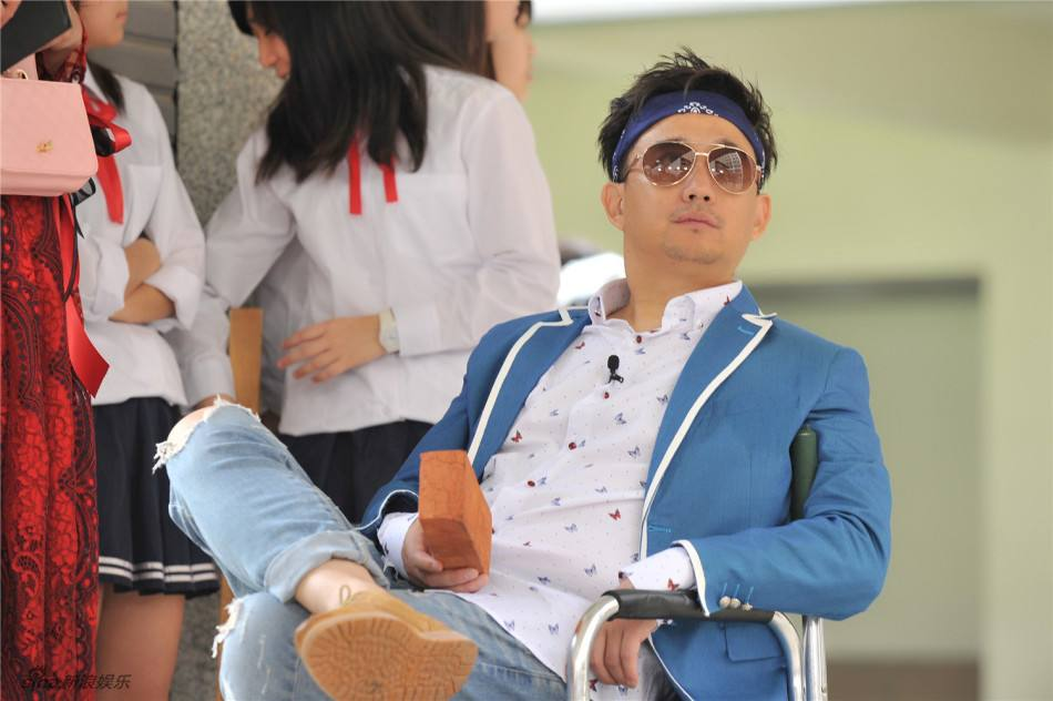 黄磊演的电视剧有哪些，黄磊饰演过哪些经典角色-