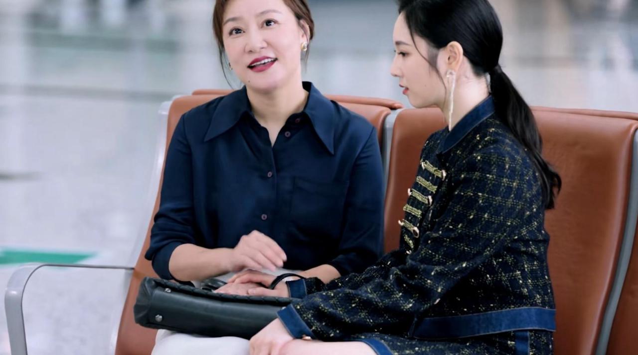 乌鸦小姐与蜥蜴先生剧情介绍（故事梗概）-