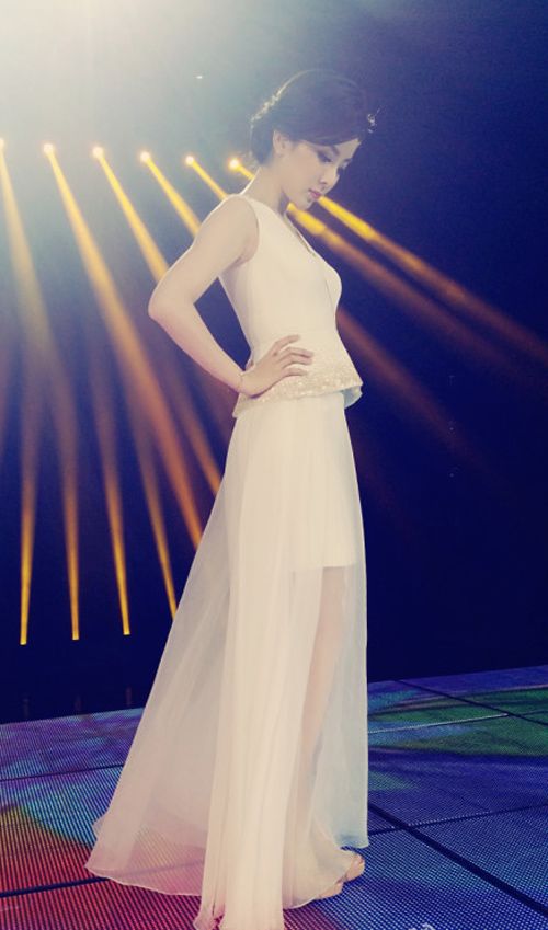 李思思个人资料简介 李思思身高 李思思体重