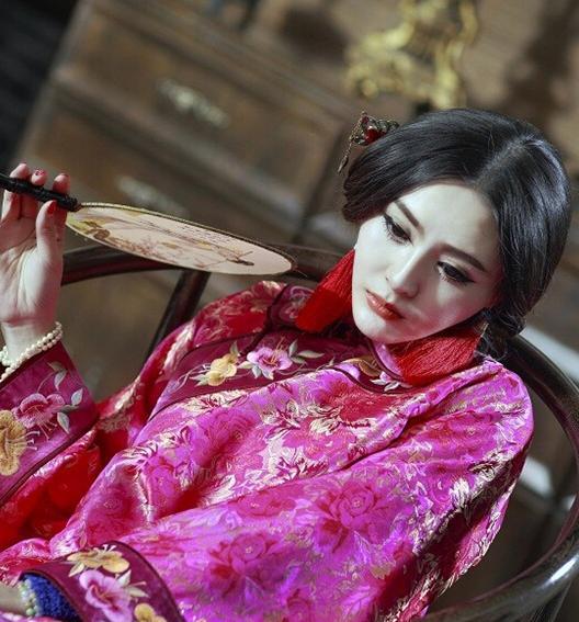 非诚勿扰 冰冰被谁牵走了 结婚了吗