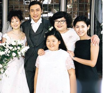 ​罗嘉良 宣萱 俩人早已私定终身