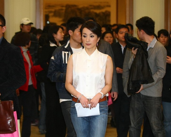 汤灿结婚了吗 汤灿老公是谁呢