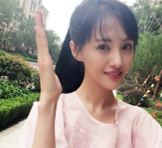 ​郑爽新剧《云过天空你过心》即将开拍，男主是他，小爽Hold不住啊