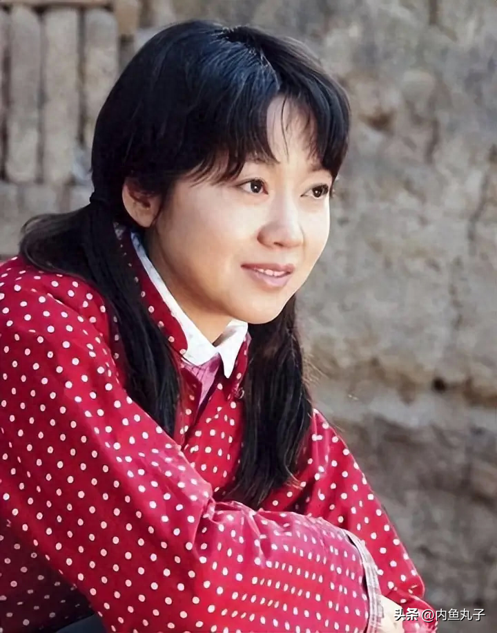 闫妮丈夫到底是谁(闫妮与第一任丈夫的故事)-