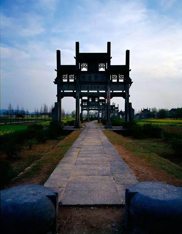 中国古兴办中的雕塑之美