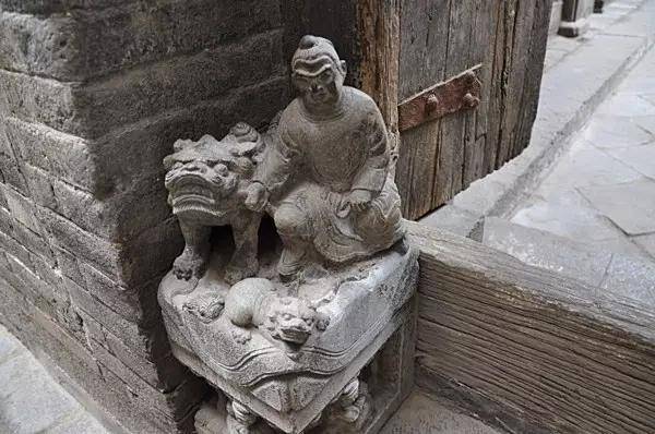 中国古兴办中的雕塑之美