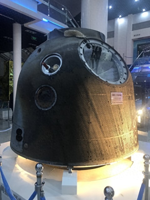 黑障区是什么意思,飞船在升空时有黑障区吗-