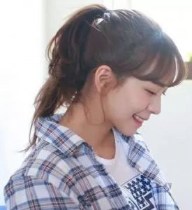 ​扎高马尾怎么扎好看 高马尾的扎发教程，每天都特别那么一点点，小朋友扎也好看