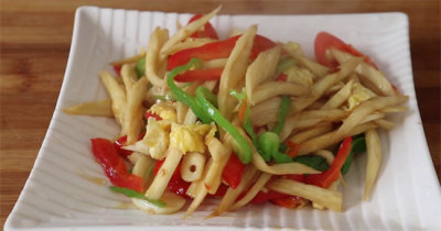 ​这才是茭白的最佳食用方法，我家隔三差五就要做一回，每次连汁都不剩下