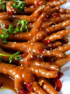 ​红烧鸡爪的制作方法和配料 色香味俱全，健康美味都可以当零食吃