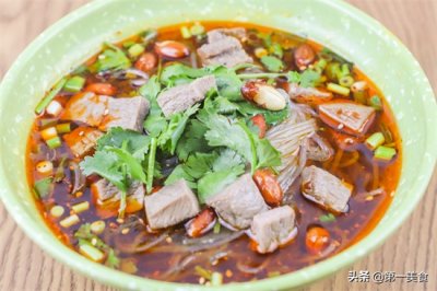 ​酸辣粉的做法家常（酸辣粉的简单家常做法，秘制配方免费教给你）