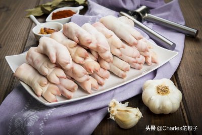 ​清炖猪脚怎么做才好吃 手把手教您怎样做清炖猪蹄 软糯更好吃