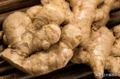 ​姜怎样保存才不干不烂（生姜怎么保存不干不烂能放一年）